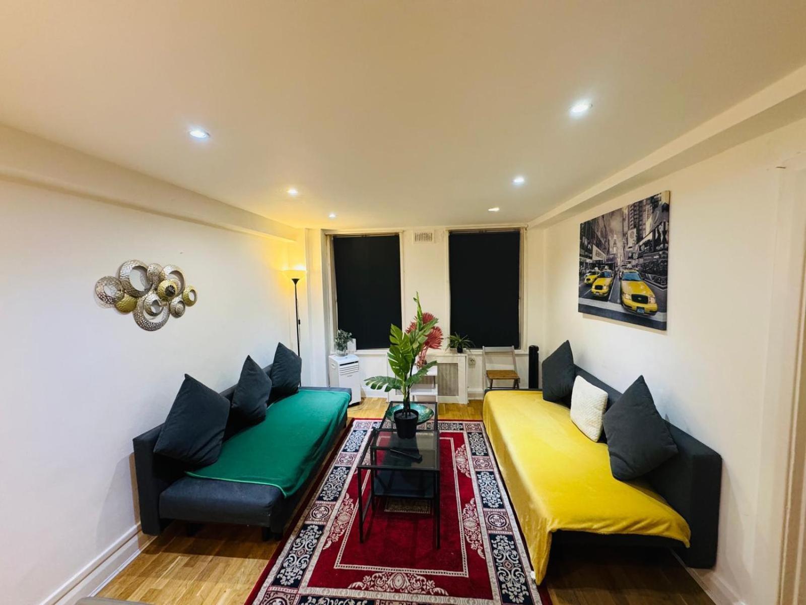 2 Bedroom Flat Hyde Park *